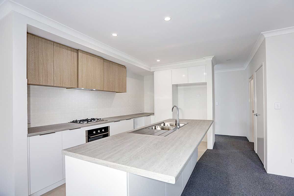 3 bedrooms House in 10 Gerygone Loop EAST CANNINGTON WA, 6107