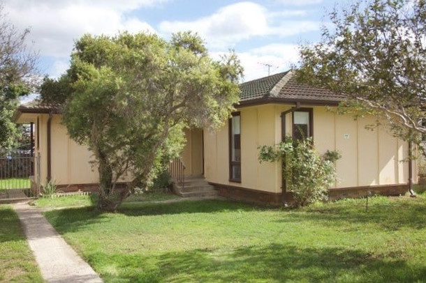 11 Glenrothes Place, Dharruk NSW 2770