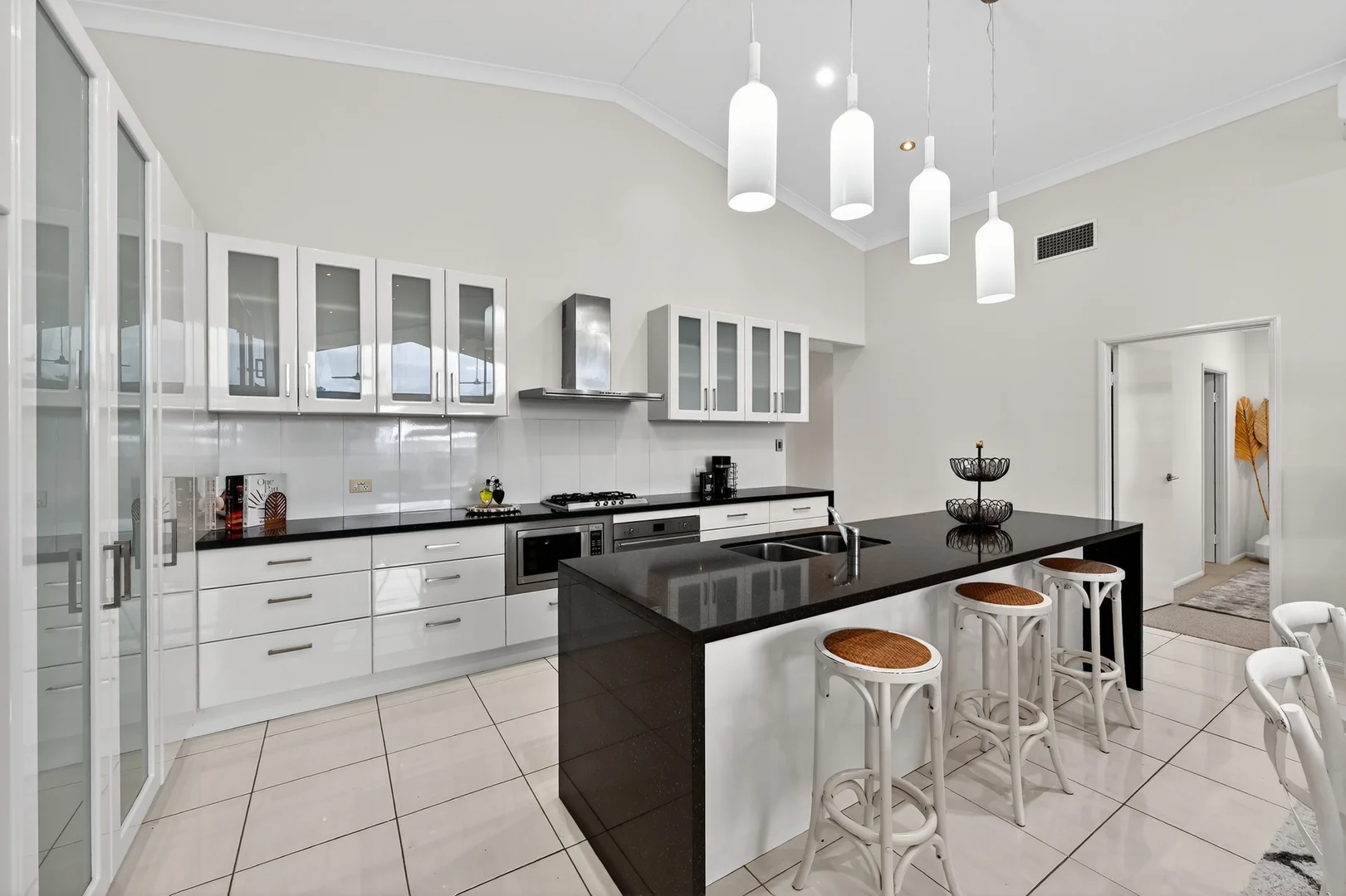 Additional image 6 of 24 Shoalmarra Drive, Mount Low QLD 4818