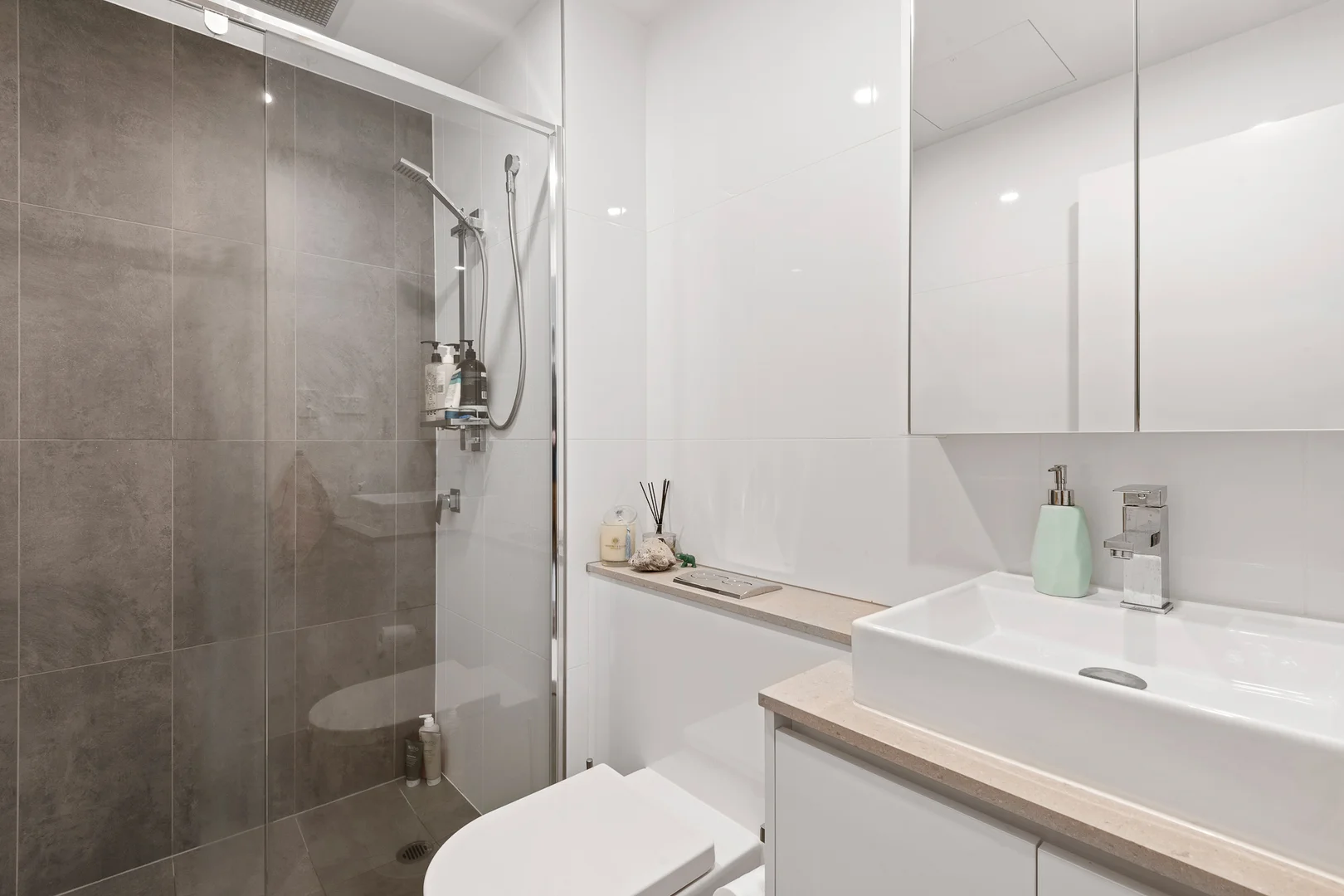 Additional image 3 of 1/Level 2, 1 Wimport Street, Heidelberg VIC 3084