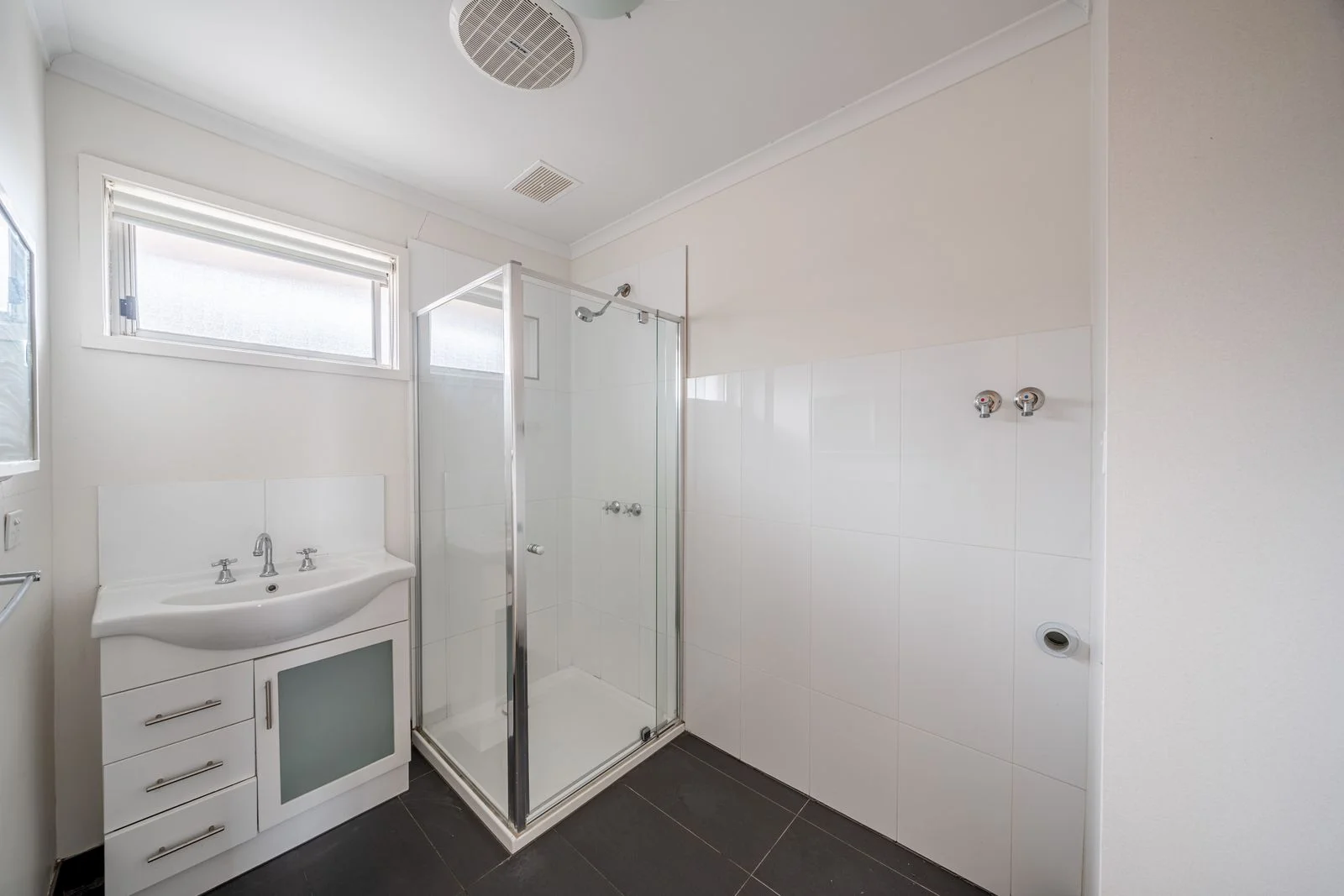 Additional image 5 of 1/29 Cash St, Kingsbury VIC 3083