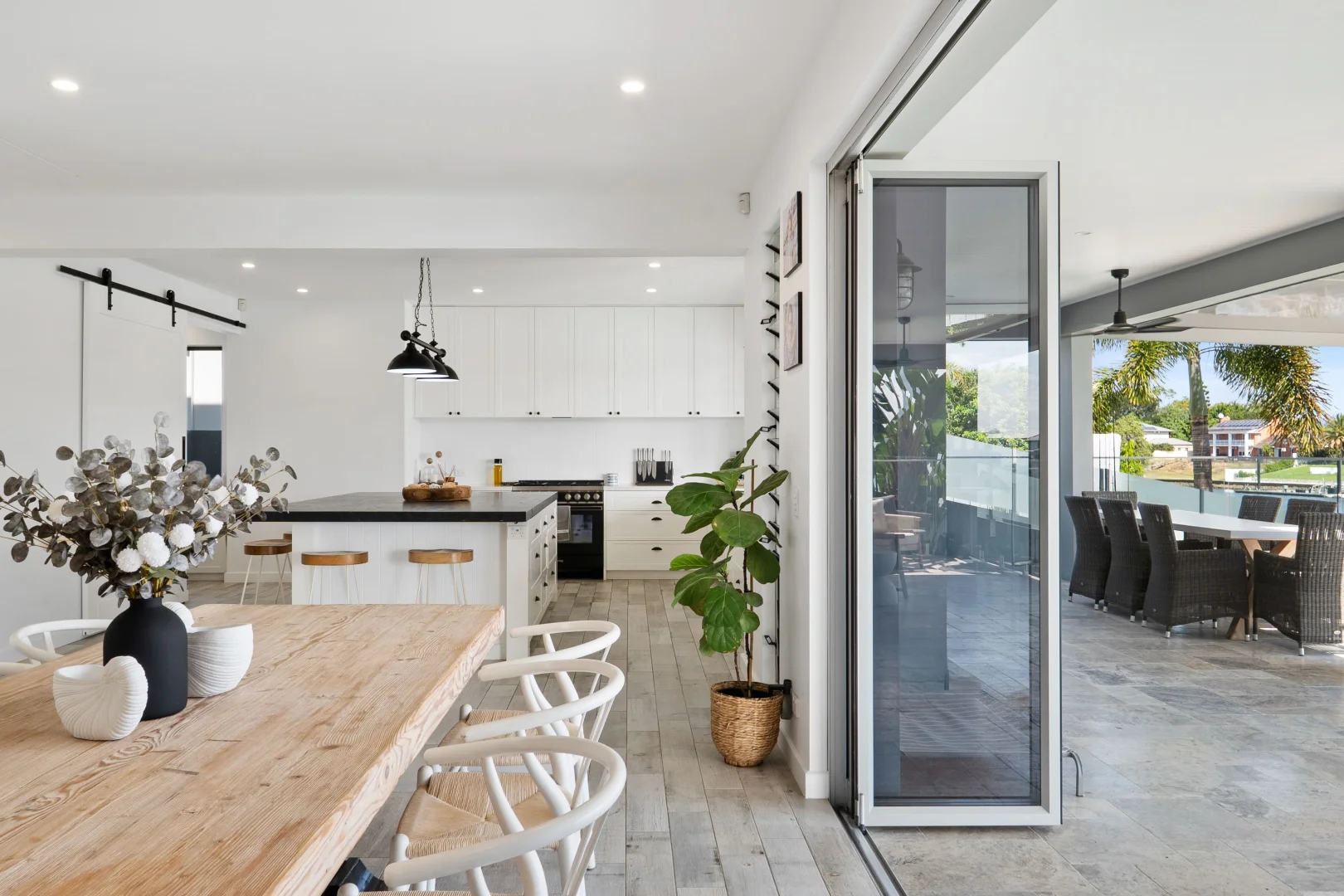 Additional image 22 of 97 Sir Bruce Small Boulevard, Benowa Waters QLD 4217