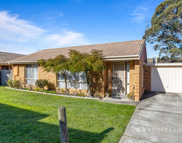 2/118 Albert Street, Sebastopol VIC 3356