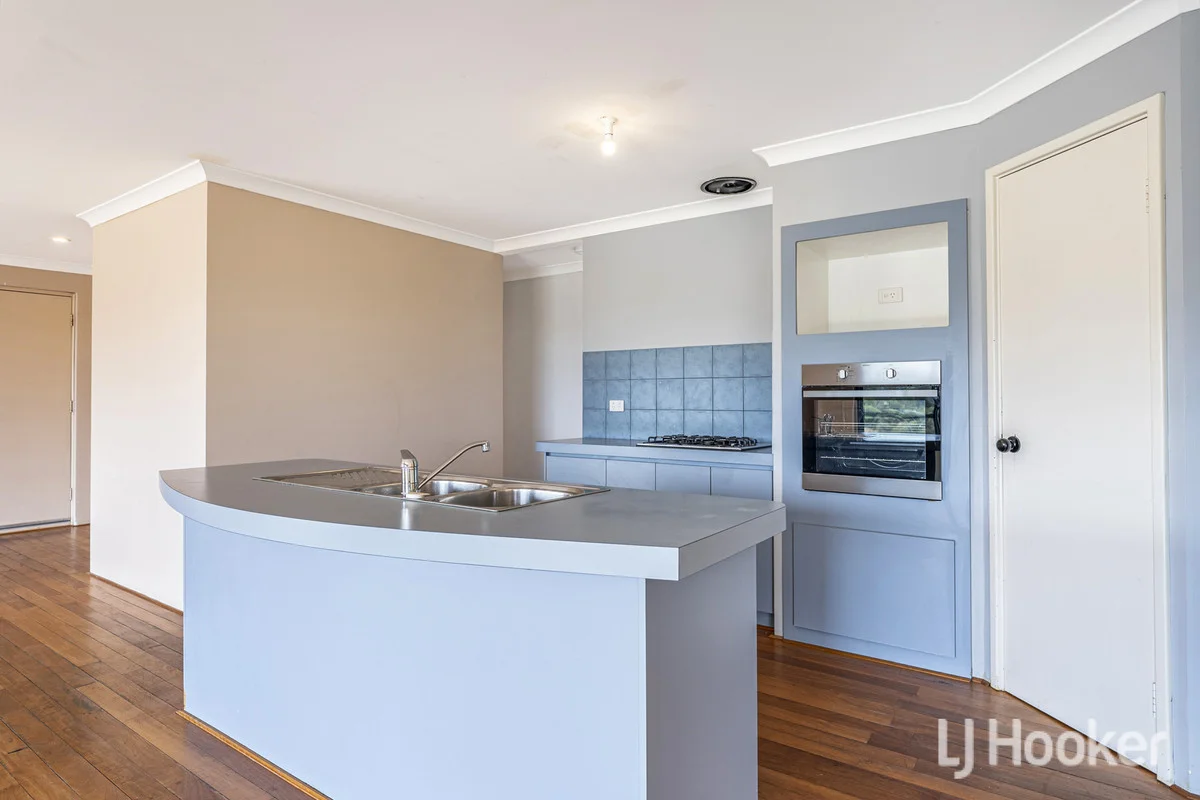 Additional image 23 of 7 Allan Place, Halls Head WA 6210