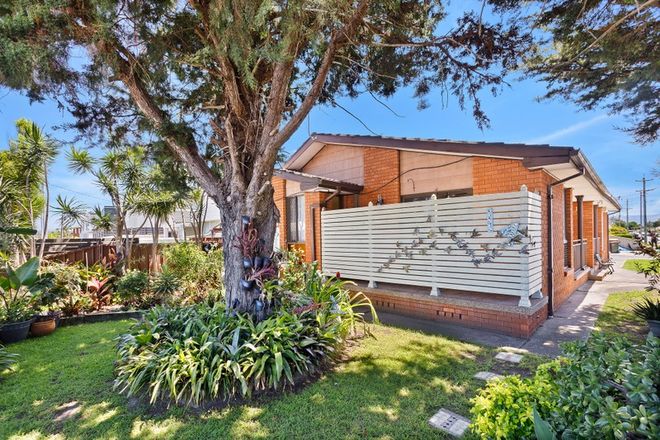 Picture of 1/14 Shellharbour Road, LAKE ILLAWARRA NSW 2528