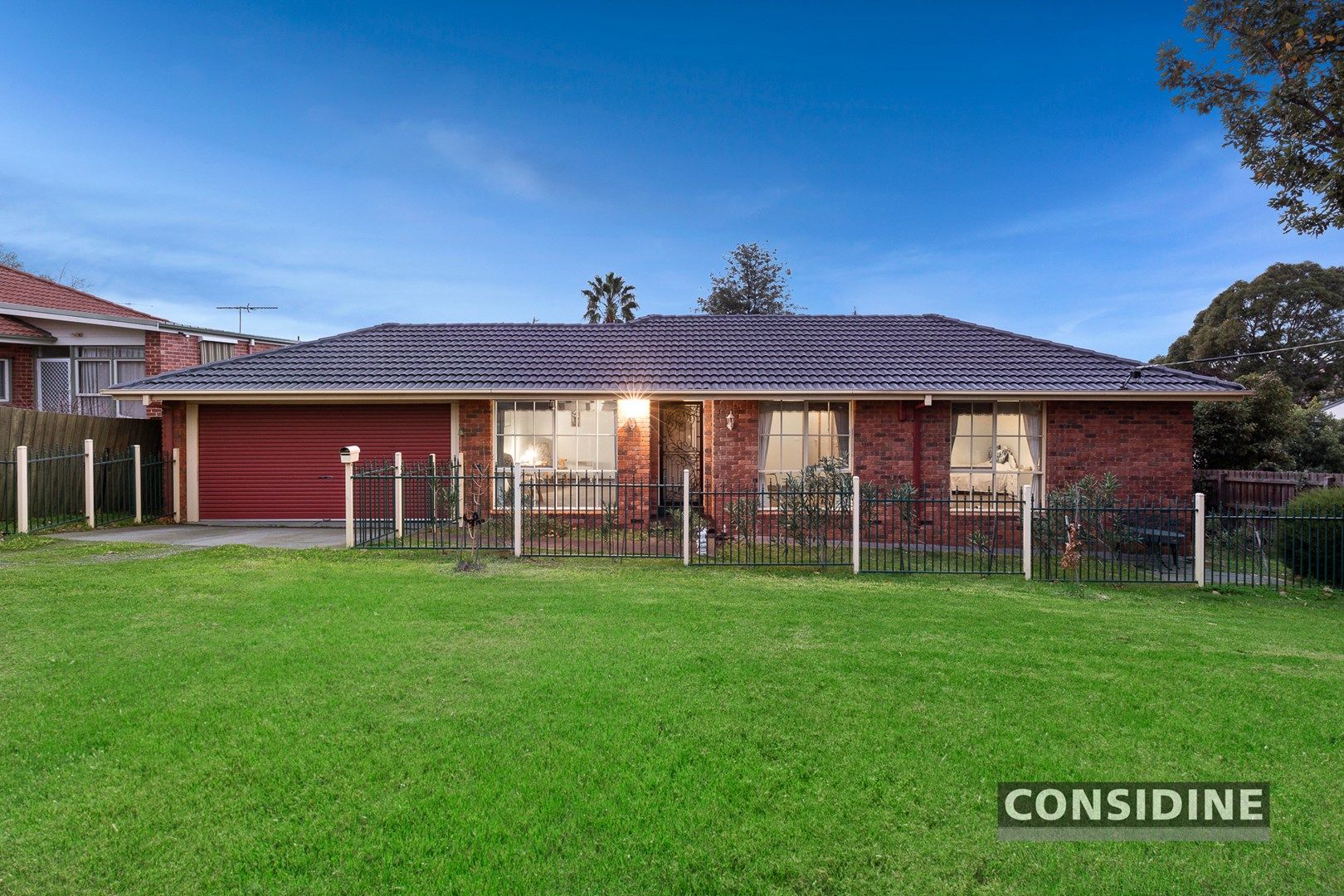 16 Peck Avenue, Strathmore VIC 3041, Image 0