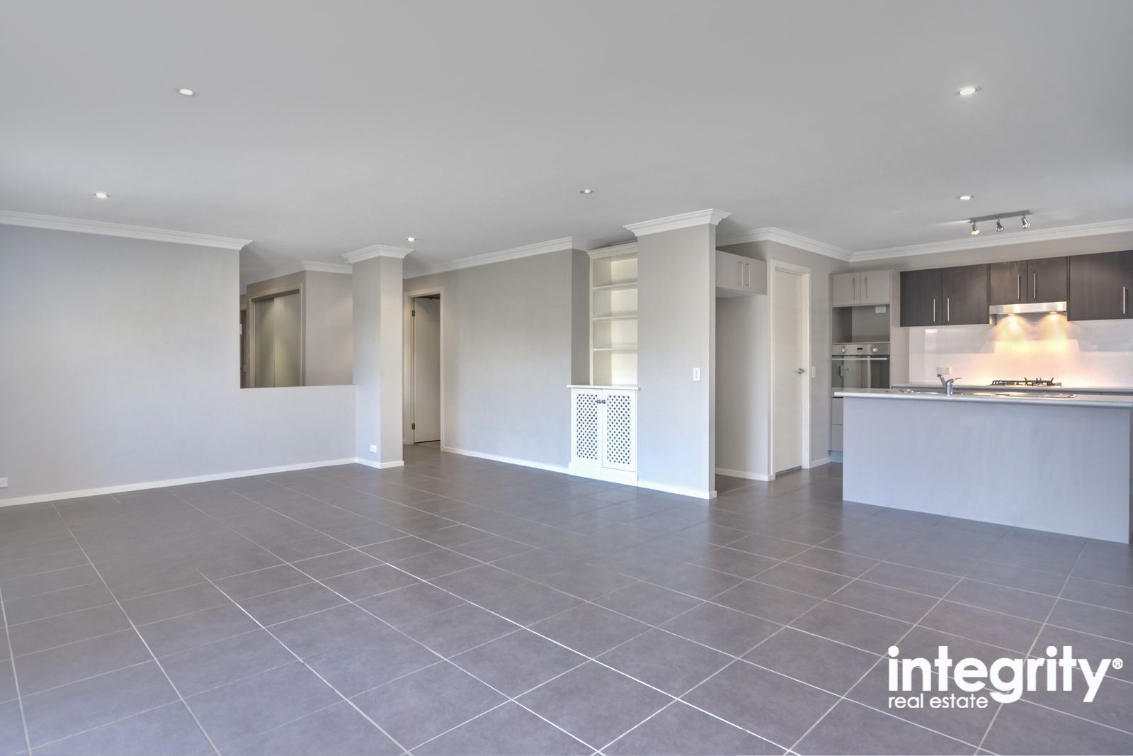 19/146 Plunkett Street, Nowra NSW 2541, Image 2