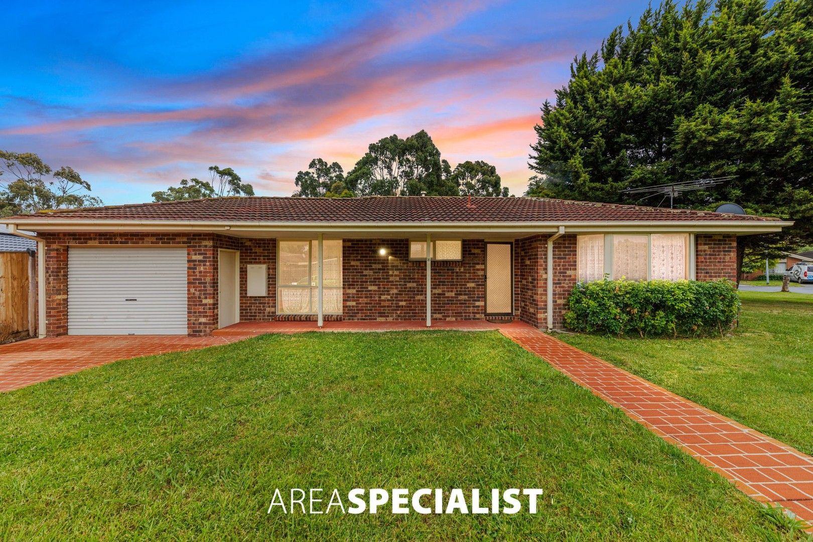 16 Broadbent Way, Pakenham VIC 3810, Image 0