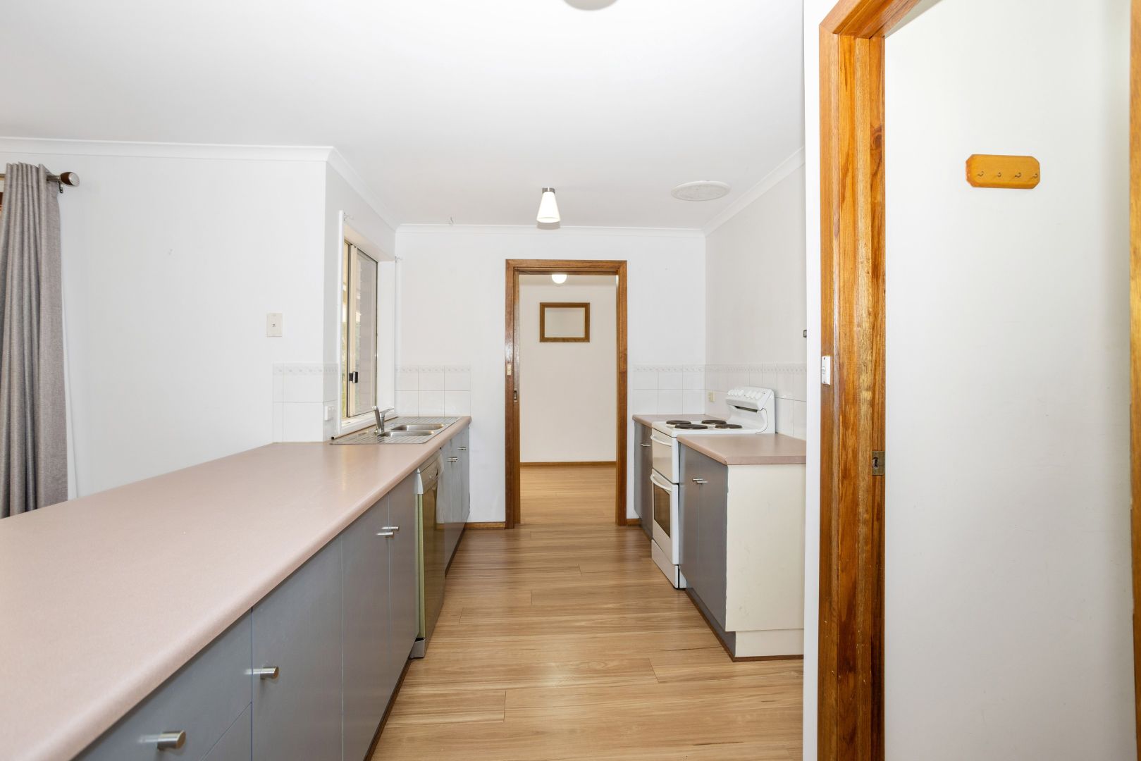 14 Formby Street, Strathalbyn SA 5255 House For Rent 450 Domain