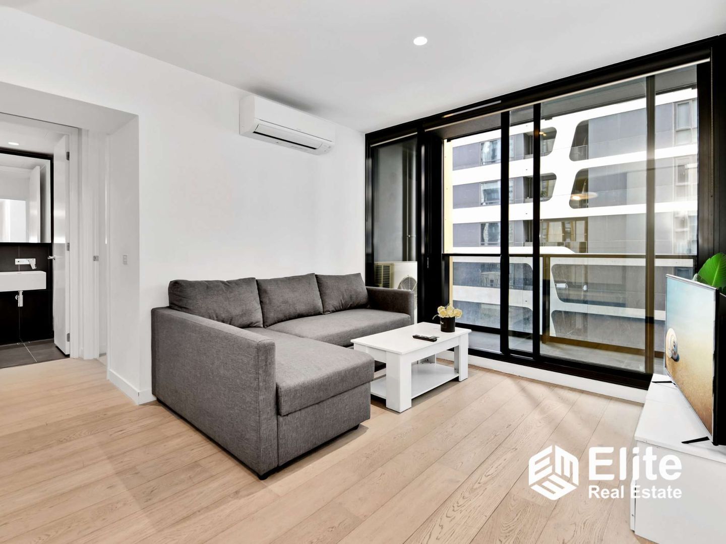 1510/81 Abeckett Street, Melbourne VIC 3000, Image 2