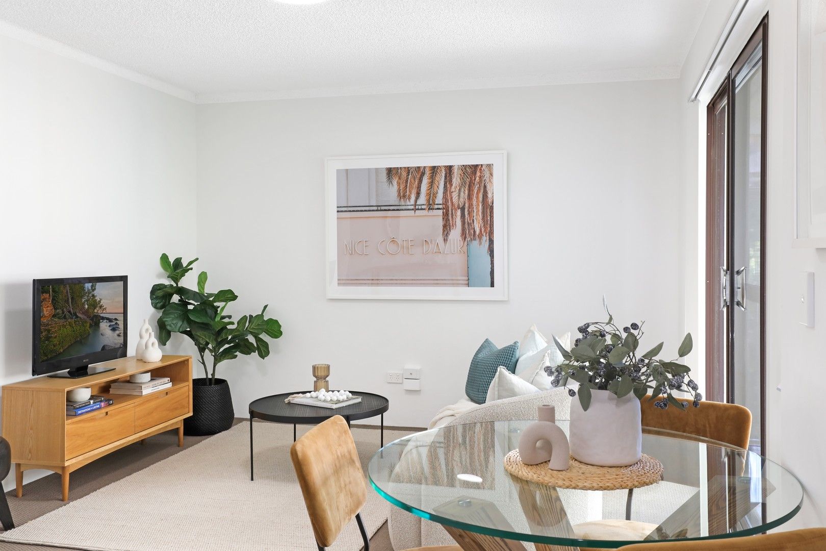2 bedrooms Apartment / Unit / Flat in 12/38 Market Street WOLLONGONG NSW, 2500