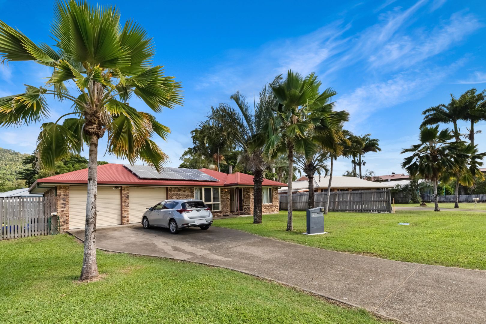 18 Erromango Drive, Jubilee Pocket Property History & Address