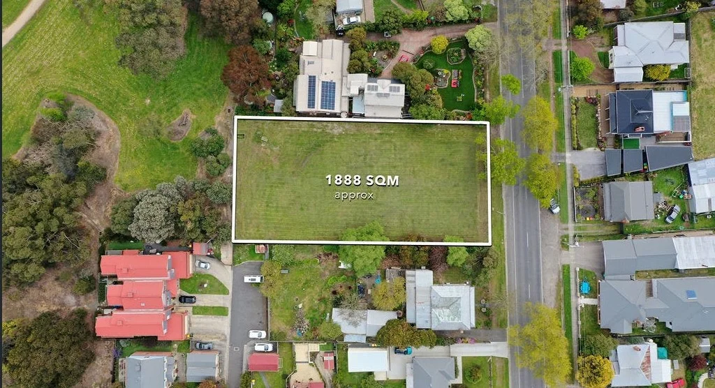 316 Clayton Street, Canadian VIC 3350