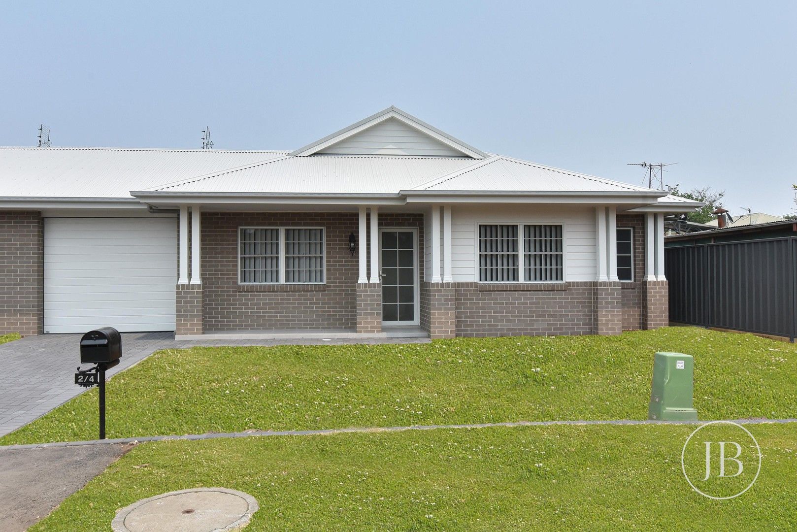 3 bedrooms Duplex in 2/4 Heddon Street KURRI KURRI NSW, 2327