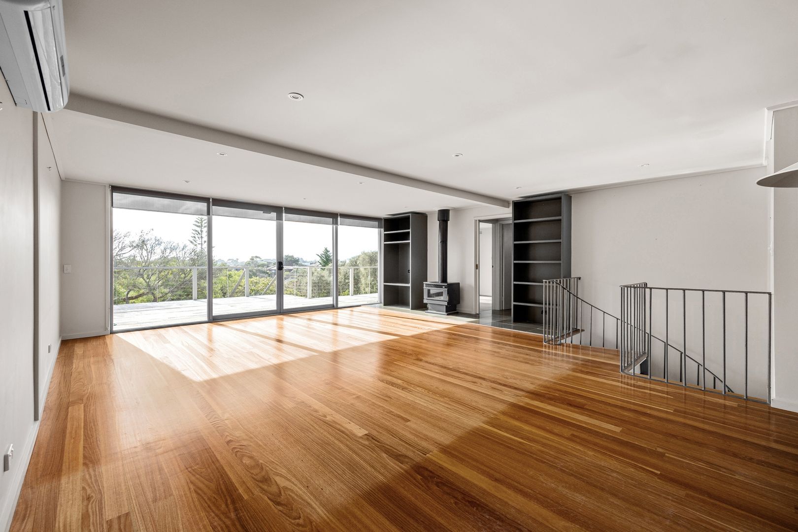 10 Lincoln Avenue, Sorrento VIC 3943 House For Rent Domain