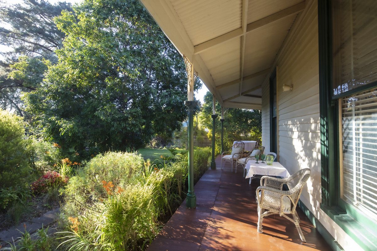 63 Woodhouse Grove, Box Hill North VIC 3129 Domain