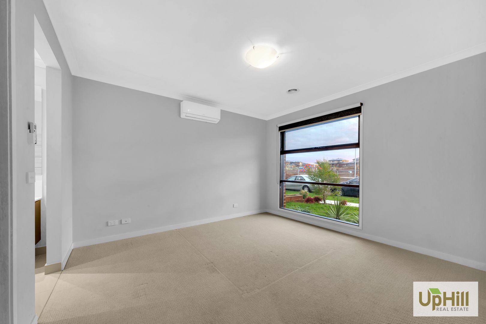 17 Blundy Boulevard, Clyde North VIC 3978, Image 1