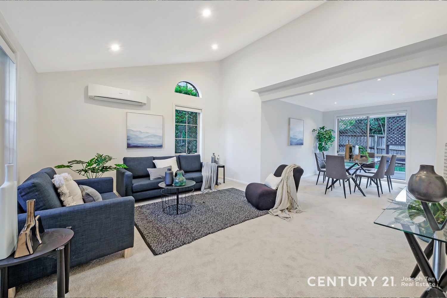 11 Angourie Court, Dural NSW 2158, Image 1