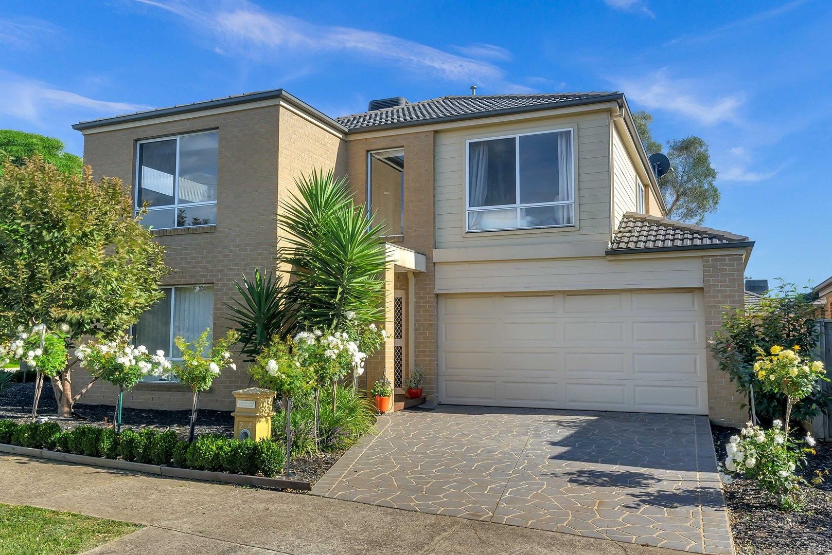 24 Ferncroft Drive, South Morang VIC 3752, Image 0