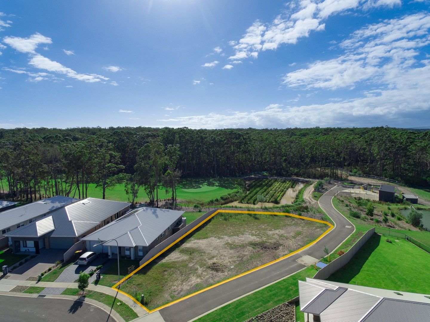 62 Birkdale Circuit, Sussex Inlet NSW 2540, Image 2