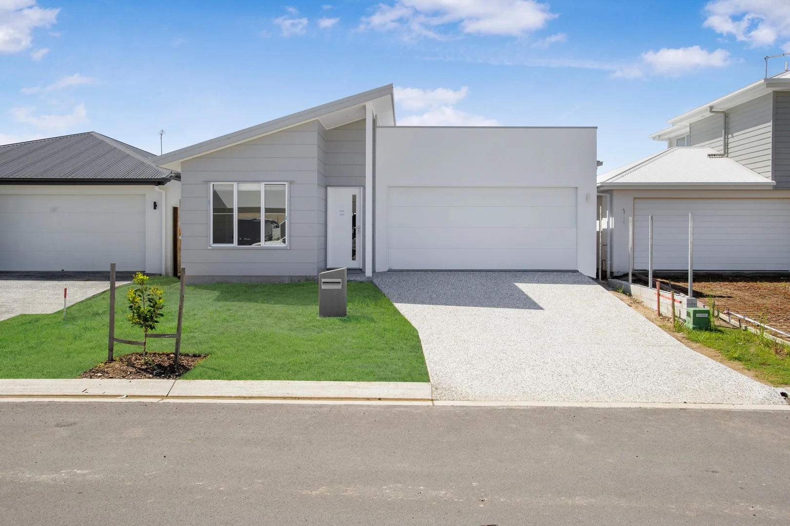 15 Mallee Road, Palmview QLD 4553