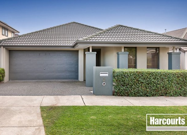 5 Whitehaven Street, Berwick VIC 3806