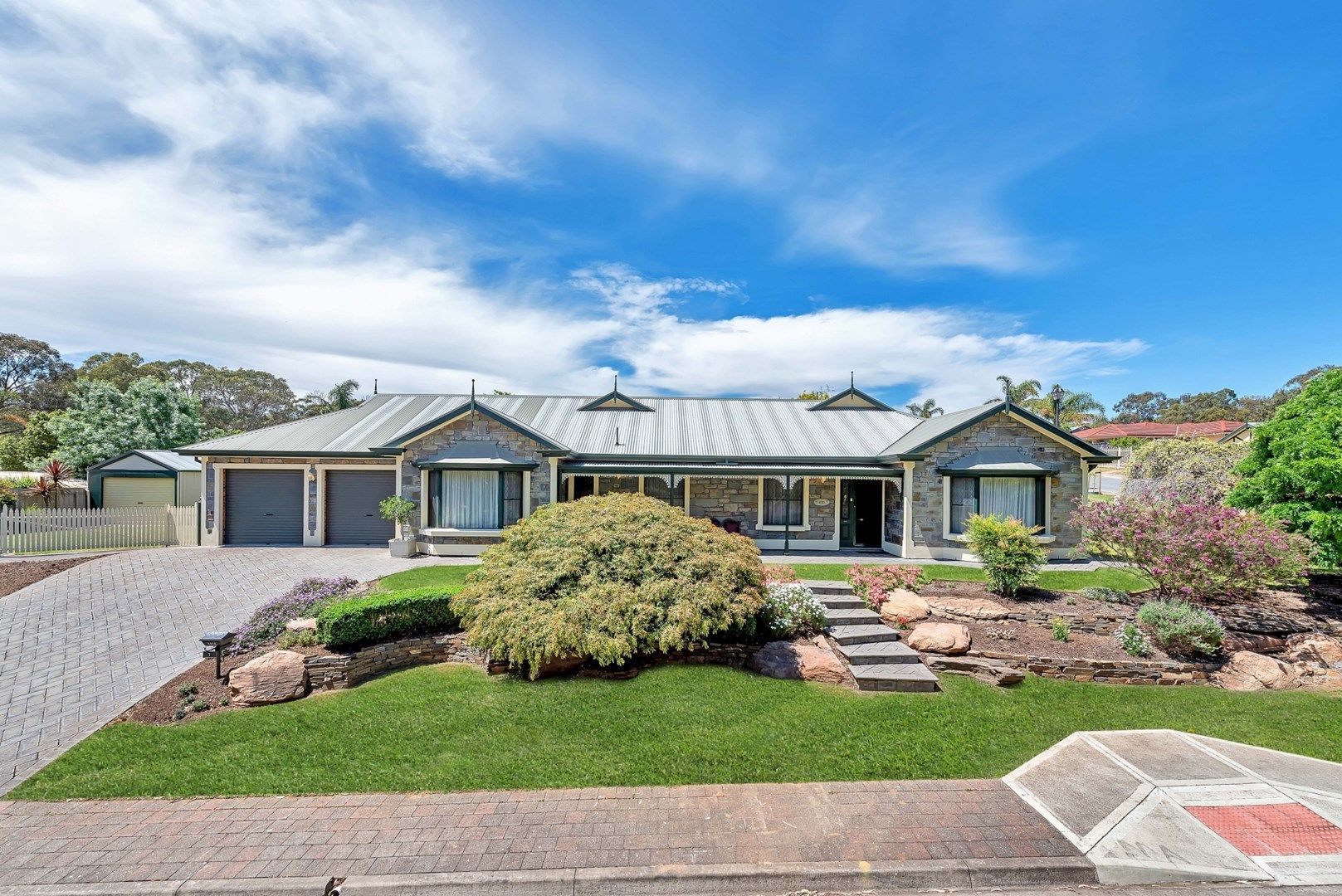 1 Horseshoe Drive, Woodcroft SA 5162, Image 0