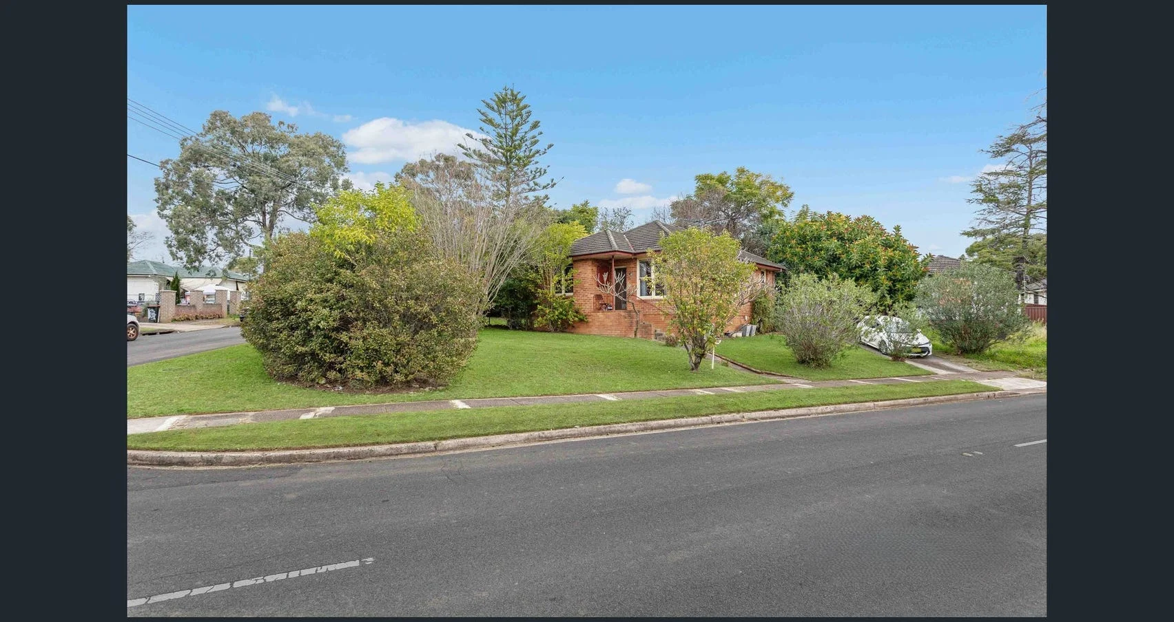 20 MOFFATT DRIVE, Lalor Park NSW 2147