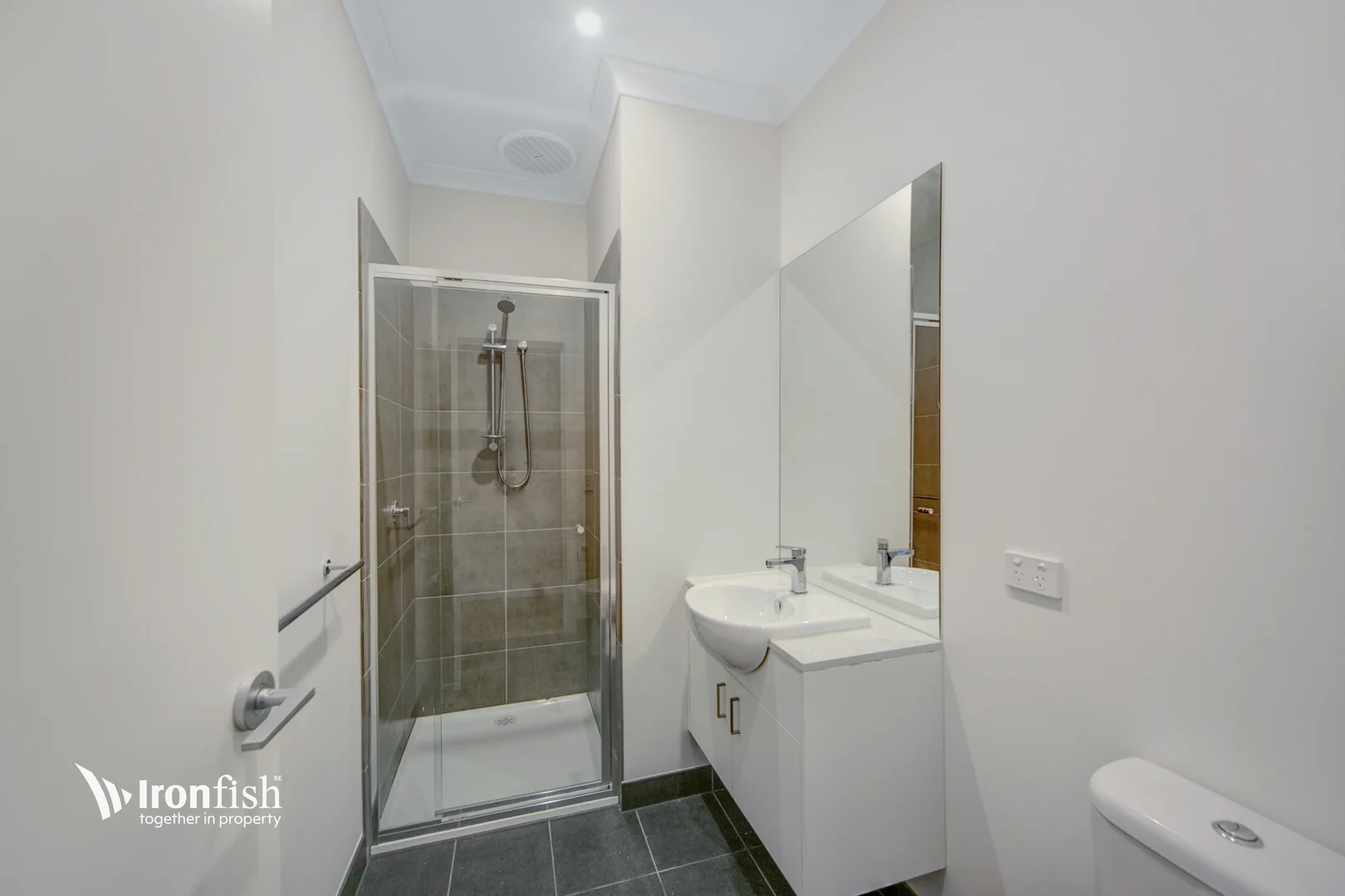 Additional image 7 of 4/170 Chapel Road, Keysborough VIC 3173