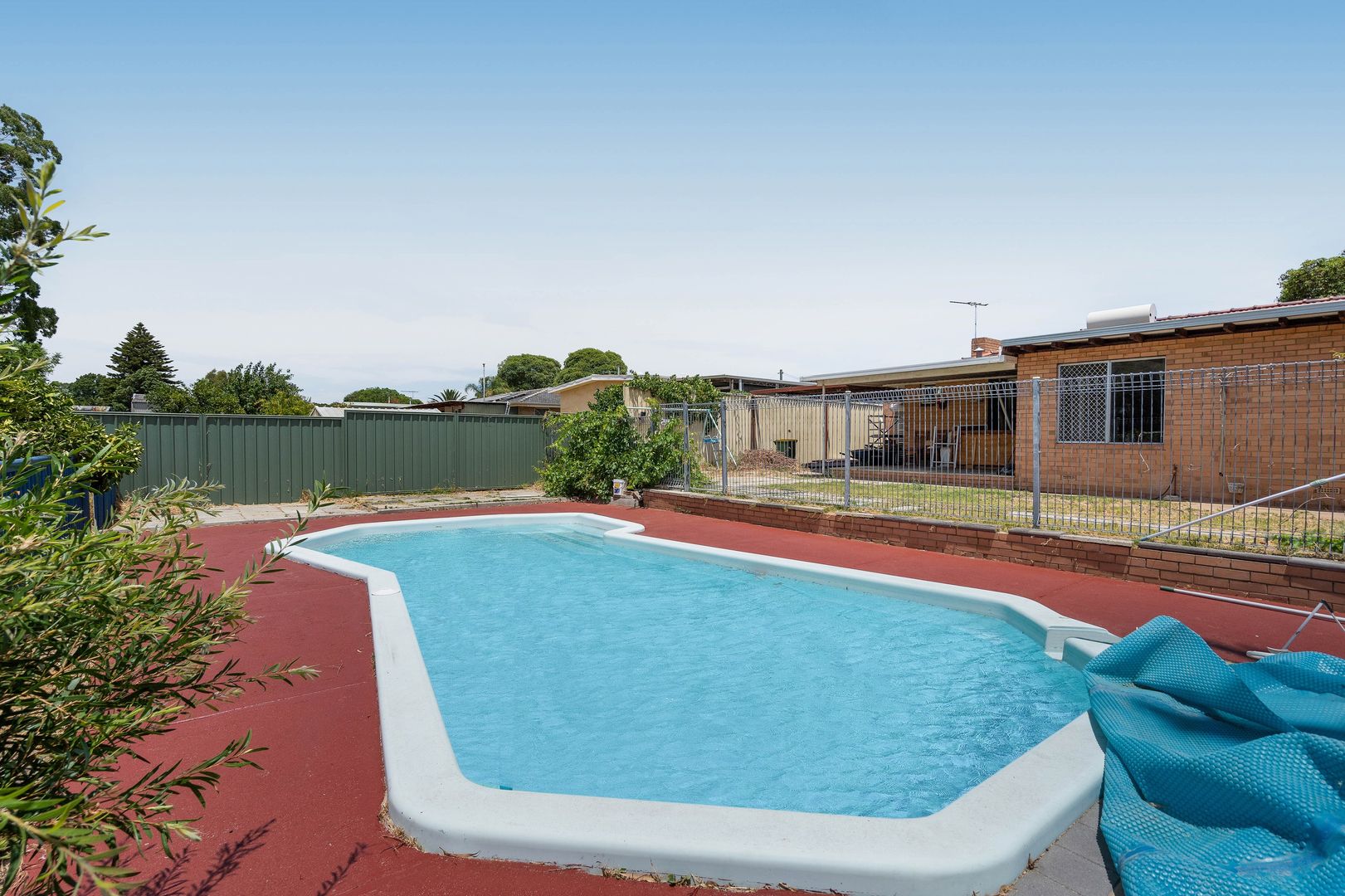 4 Crossford Street, Thornlie WA 6108 House For Rent 550 Domain