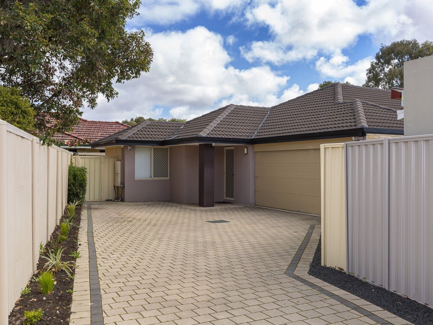4 bedrooms House in 182a Acton Avenue RIVERVALE WA, 6103