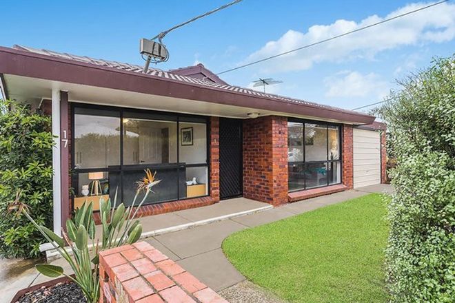 Picture of 1/17 Lascelles Avenue, MANIFOLD HEIGHTS VIC 3218