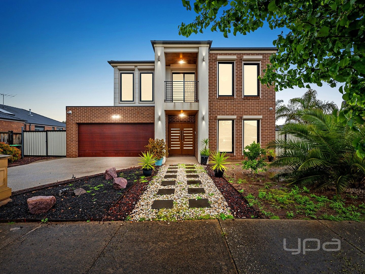 5 bedrooms House in 5 Edgewood Drive HARKNESS VIC, 3337