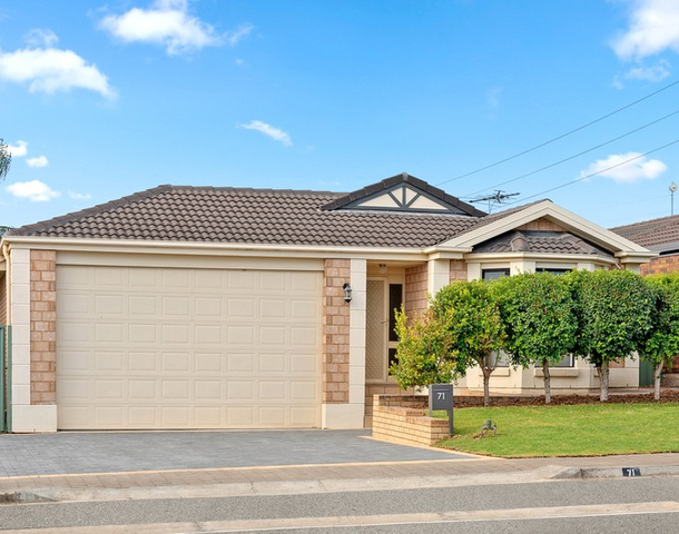 71 Rm Williams Drive, Walkley Heights SA 5098