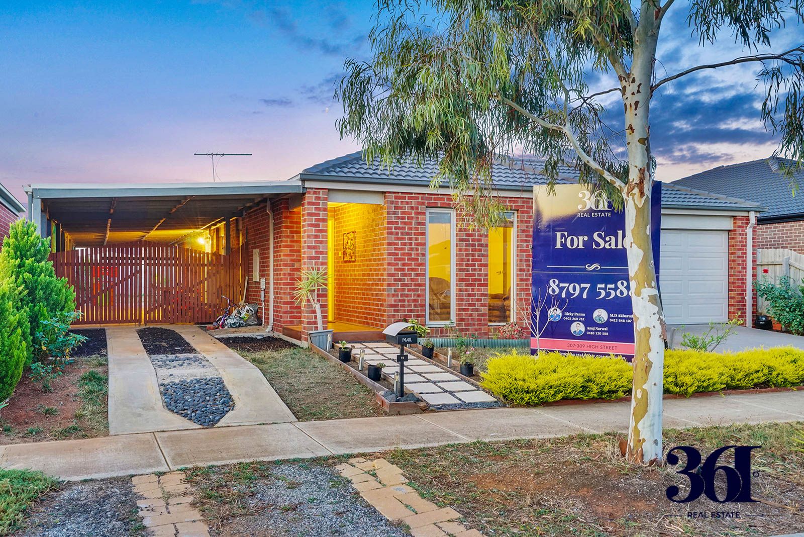 19 Horseman Drive, Melton South VIC 3338, Image 2