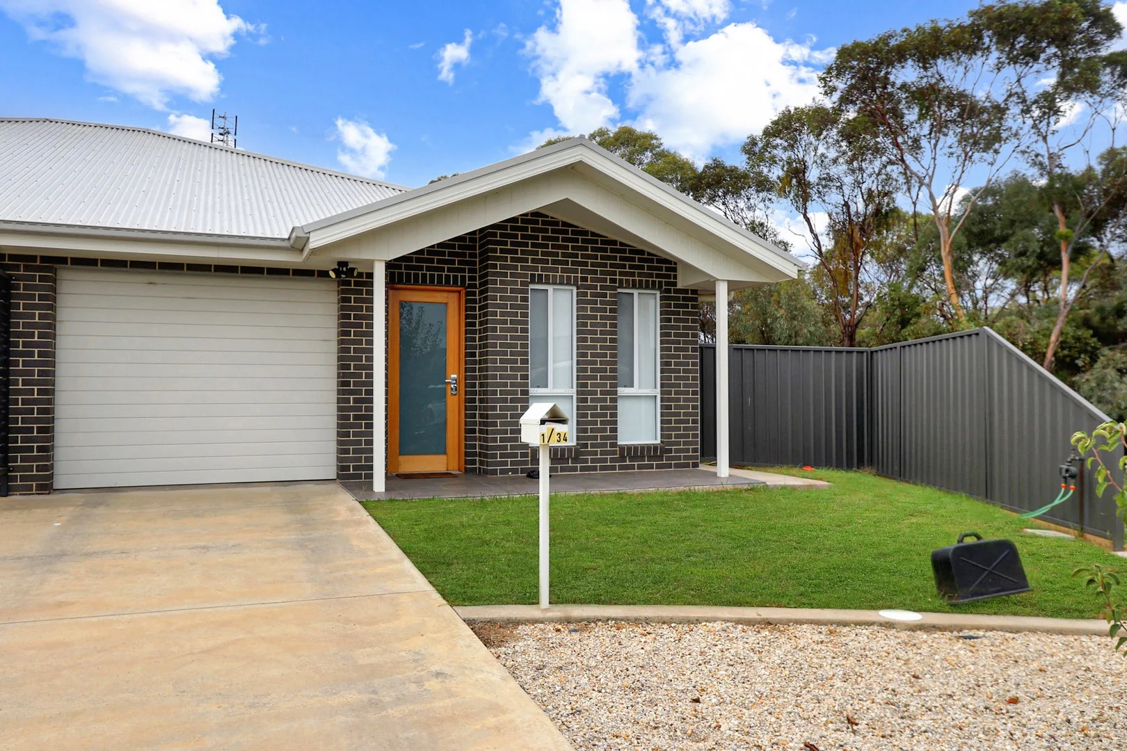 1/34 Lady Mary Drive, West Wyalong NSW 2671