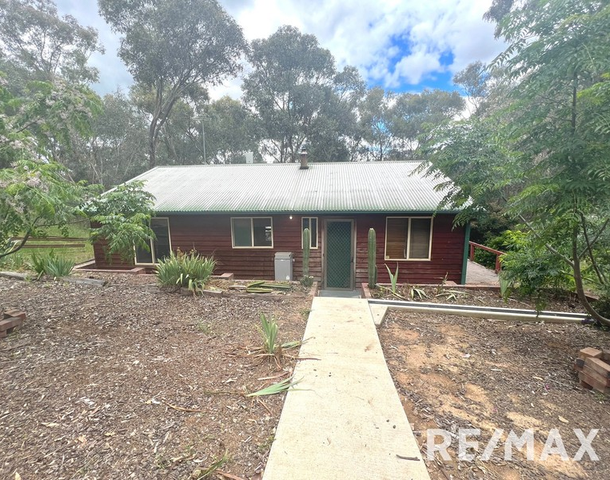 27 Myrtle Street, Tarcutta NSW 2652