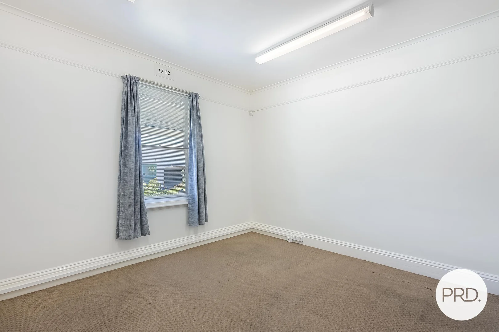 Additional image 11 of 32 Wellington Road, Lindisfarne TAS 7015