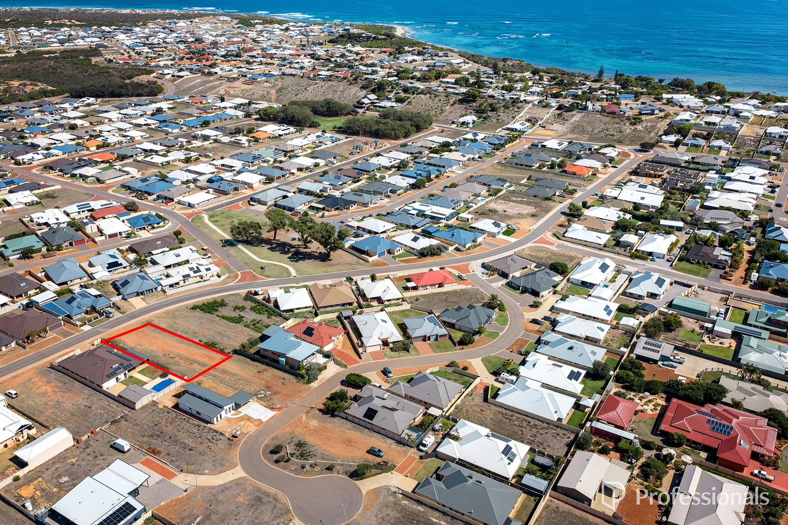 Additional image 5 of 37 Reef Boulevard, Drummond Cove WA 6532