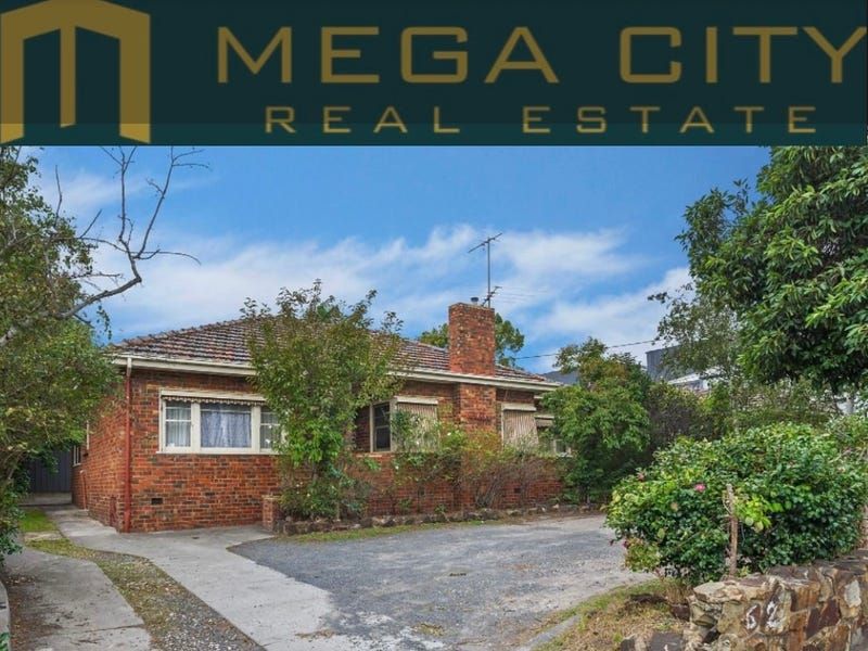 7 bedrooms House in 62 Station Street BURWOOD VIC, 3125