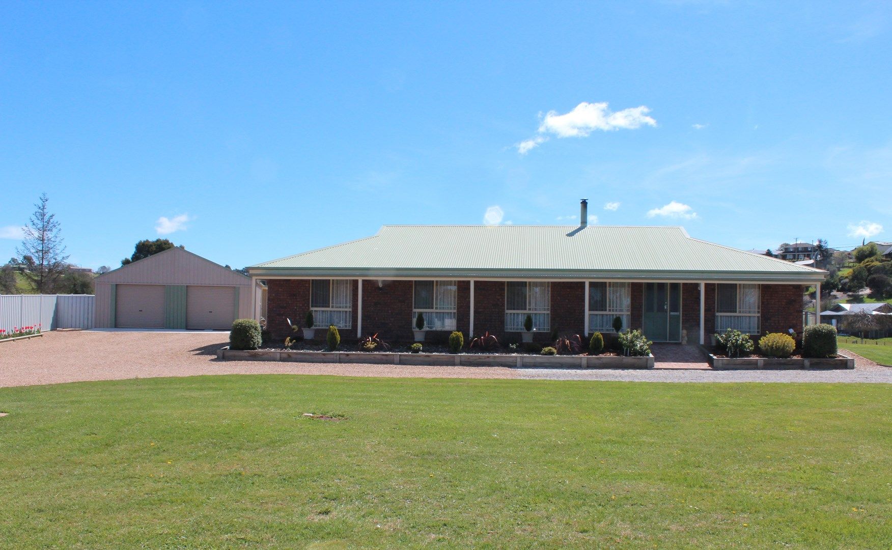 17 Beefeater St, Deloraine TAS 7304, Image 0