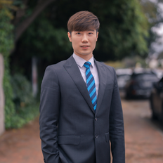 Harcourts Prohomes - Kelvin Leung