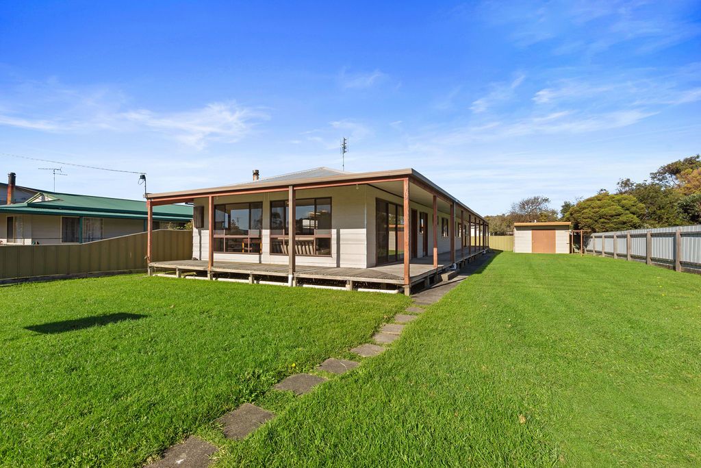 19 Cawood Street, Apollo Bay VIC 3233, Image 1