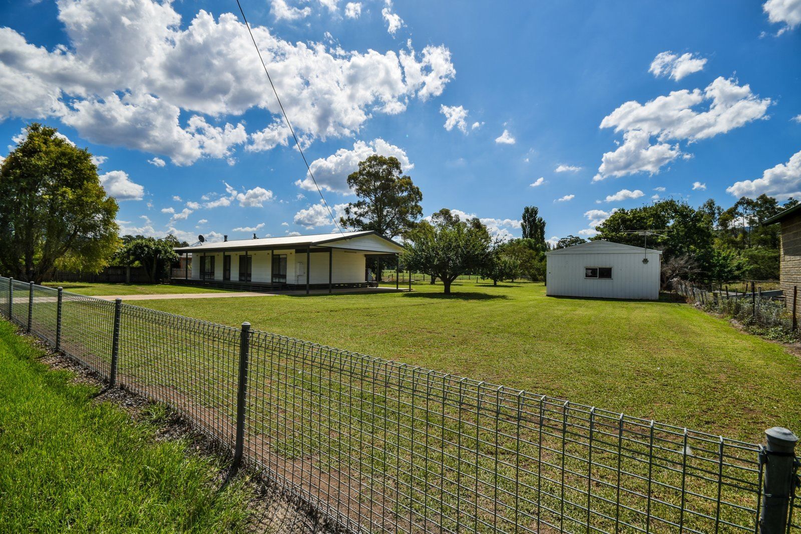 6914 Great Alpine Road, Swifts Creek VIC 3896, Image 2