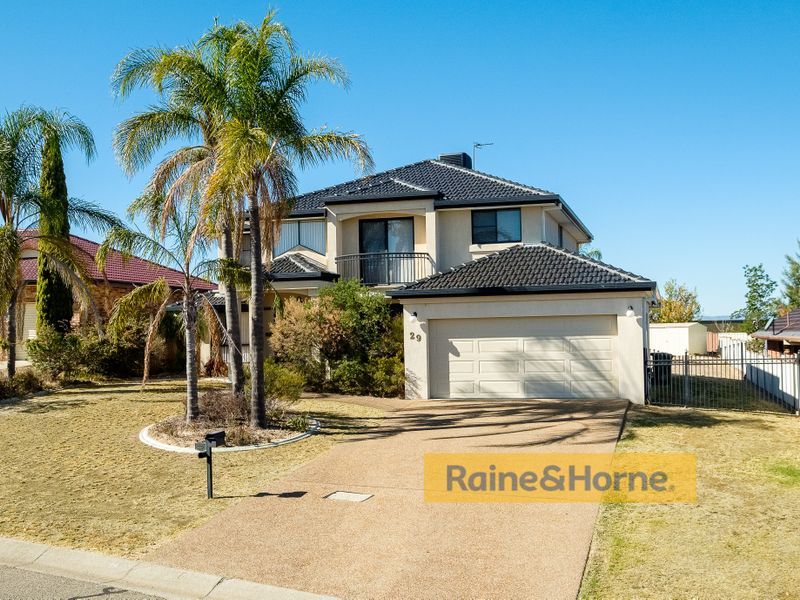 29 Caloola Street, Tamworth NSW 2340, Image 0