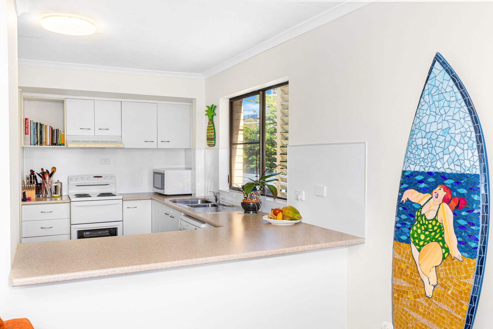 Unit 1/1 Levuka Avenue, Kings Beach QLD 4551, Image 2