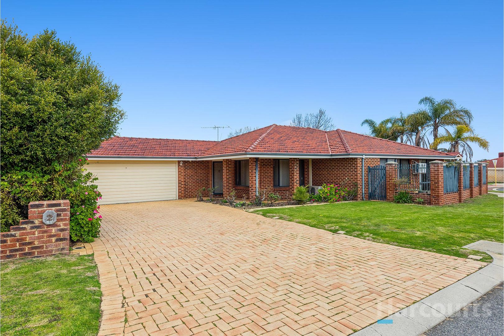 2 Aysgarth Court, Hocking WA 6065, Image 1