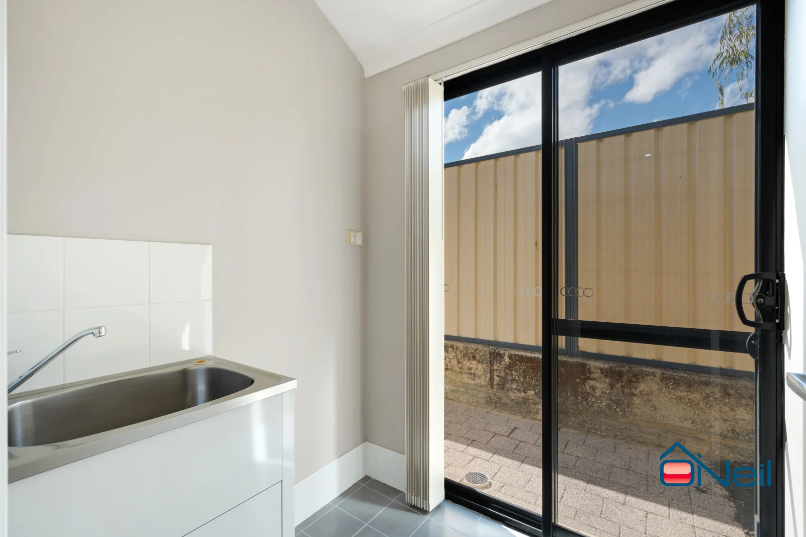 Additional image 15 of 2/21 Friar Road, Armadale WA 6112