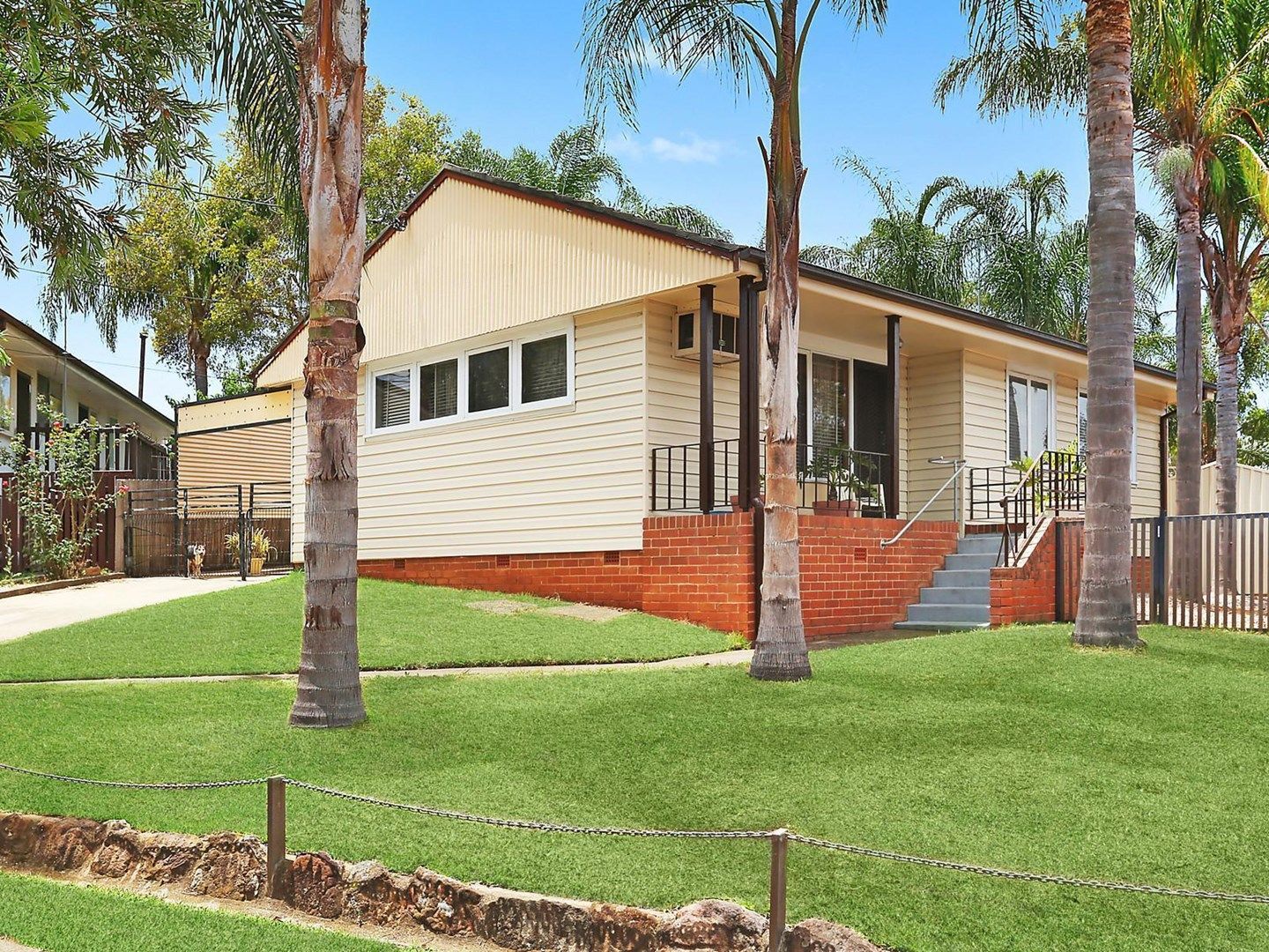 38 Coonong Street, Busby NSW 2168, Image 0