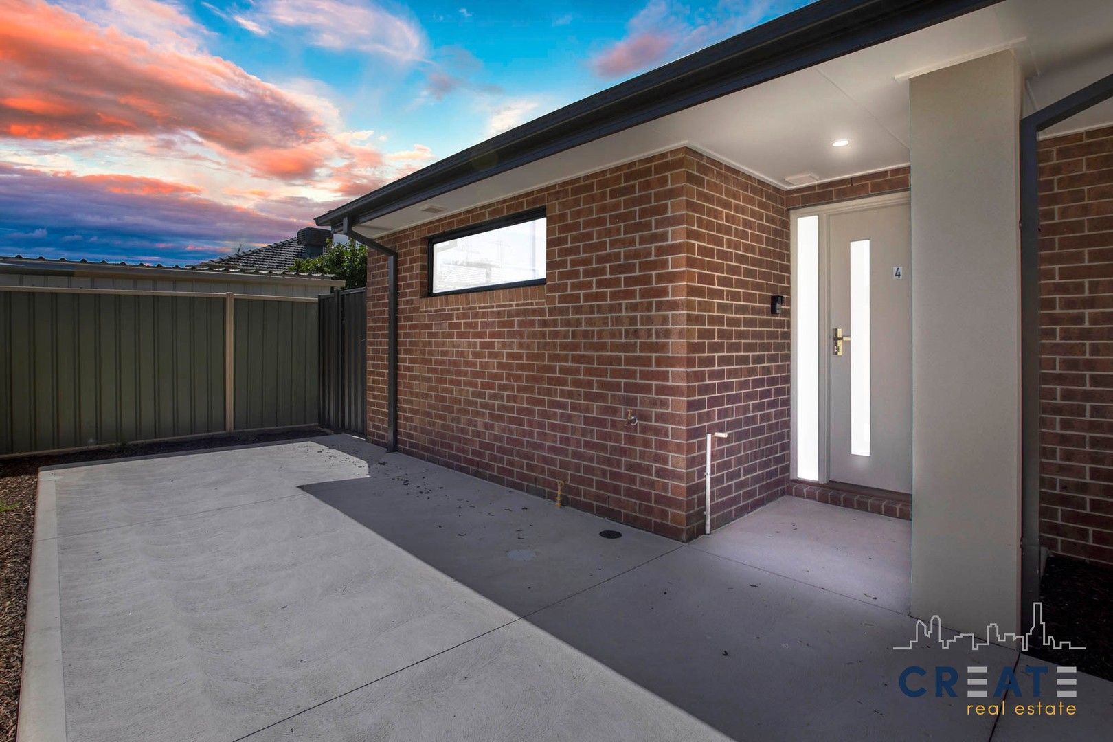 2 bedrooms Townhouse in 4/7 Washington Street ST ALBANS VIC, 3021